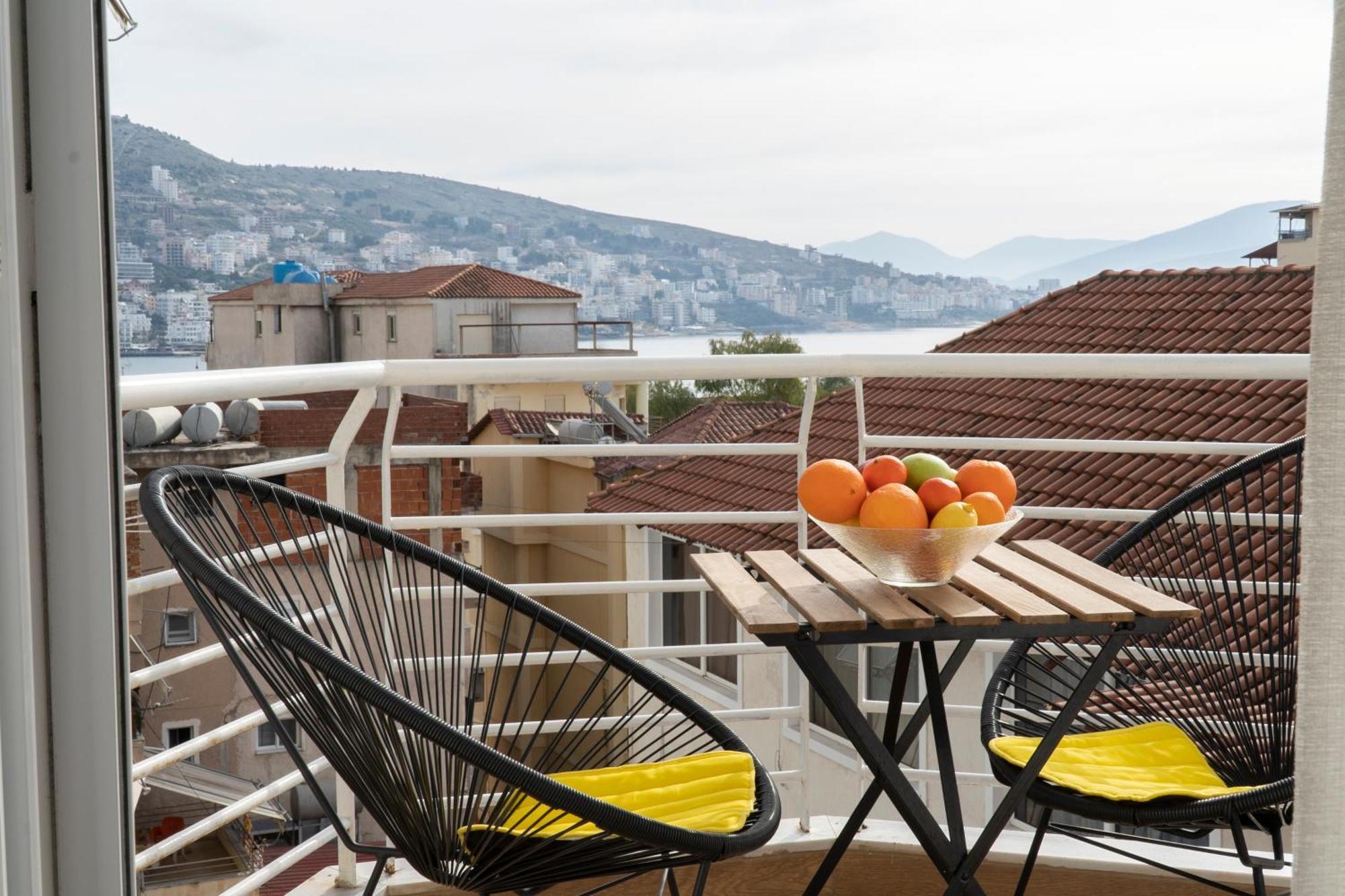 Memories Apartments Sarandë Exterior foto